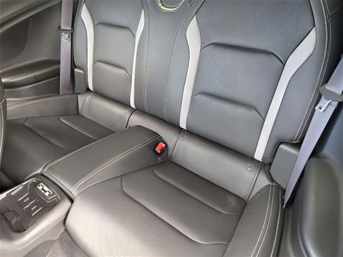 Used 2017 Chevrolet Camaro SS RWD image 29