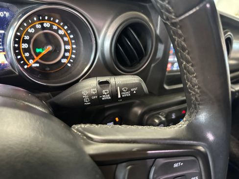 Used 2022 Jeep Wrangler Sport AWD/4WD image 20