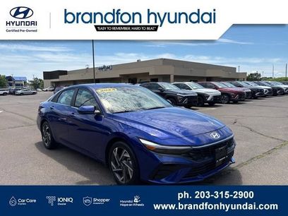 Used 2024 Hyundai Elantra SEL w/ Convenience Package
