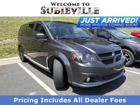 Used 2019 Dodge Grand Caravan GT FWD image 1