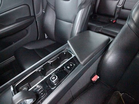 Certified 2023 Volvo S60 B5 Plus w/ Climate Package image 11