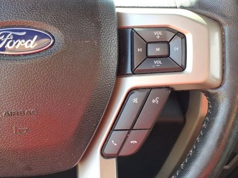 Used 2018 Ford F150 Lariat w/ Equipment Group 501A Mid AWD/4WD image 17