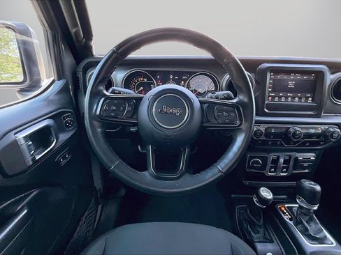 Used 2021 Jeep Wrangler Sport AWD/4WD image 11