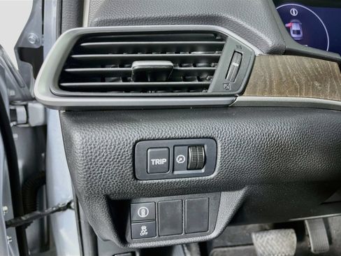 Used 2019 Honda Accord EX-L image 12