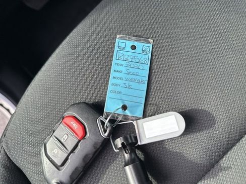 Used 2020 Jeep Wrangler Unlimited Sahara image 30