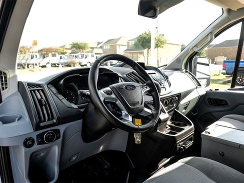 Used 2019 Ford Transit 250 130 Low Roof image 2