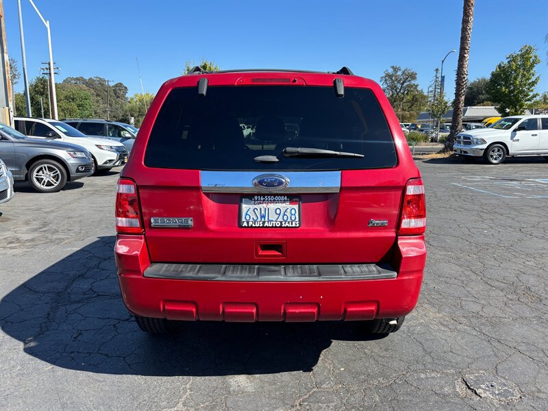 Used 2011 Ford Escape Limited FWD image 4