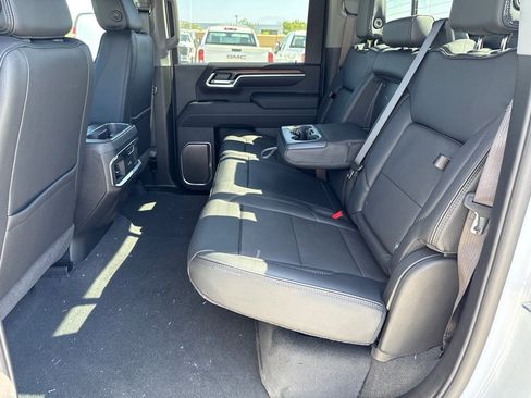 New 2026 GMC Sierra 2500 Denali w/ Denali Reserve Package image 18