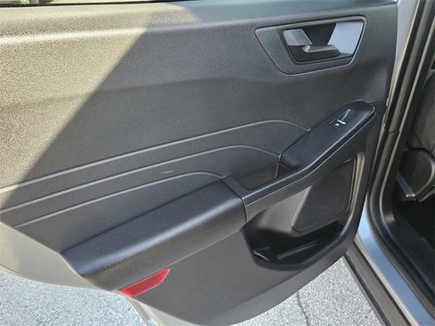 Used 2024 Ford Escape Active image 24