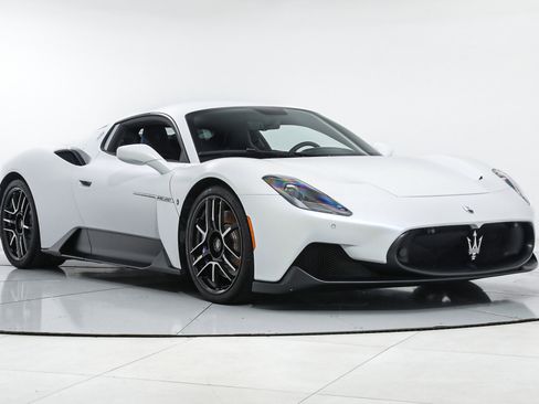 Certified 2022 Maserati MC20 Coupe RWD image 8