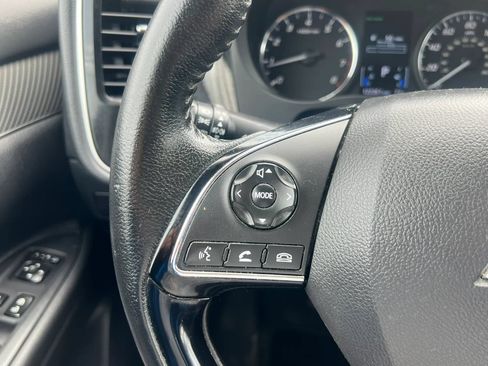 Used 2019 Mitsubishi Outlander SEL FWD image 19