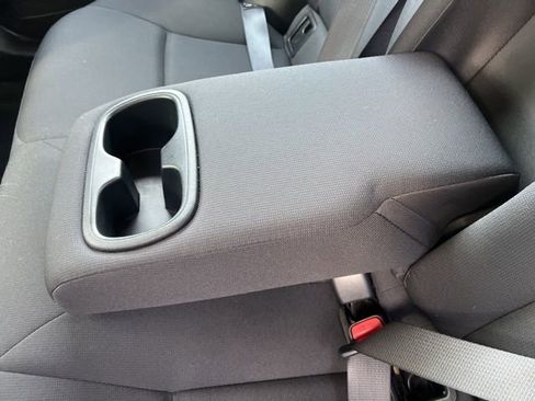 Used 2023 Toyota Corolla LE image 41