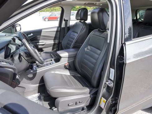 Used 2017 Ford Escape Titanium AWD/4WD image 26