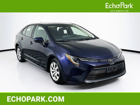 Used 2024 Toyota Corolla LE image 1
