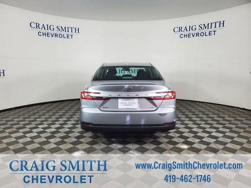 Used 2025 Toyota Camry LE image 12