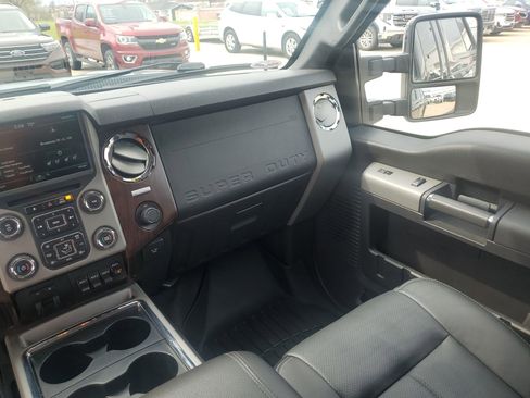 Used 2016 Ford F250 Lariat w/ Chrome Package AWD/4WD image 11