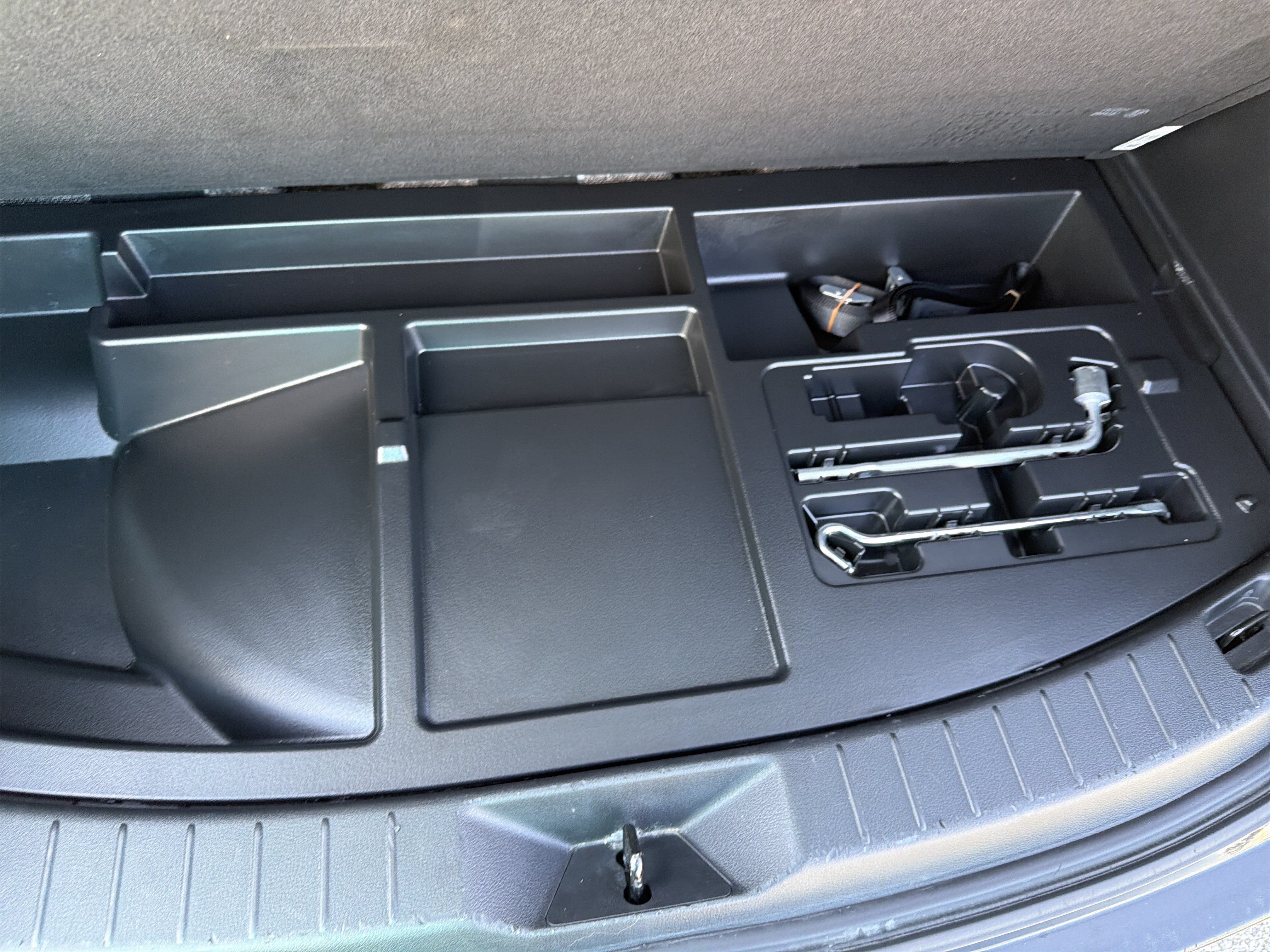 Certified 2025 MAZDA CX-70 Plug-In Hybrid w/ Premium Plus AWD/4WD image 58
