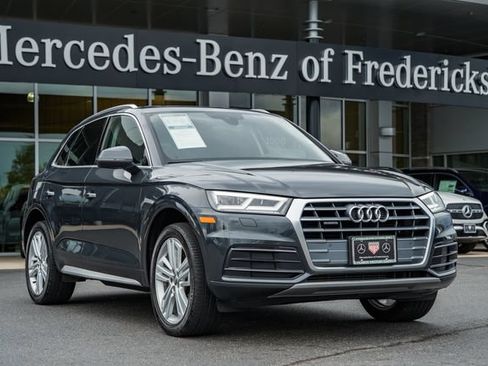 Used 2018 Audi Q5 2.0T Premium Plus w/ Premium Plus Package AWD/4WD image 1