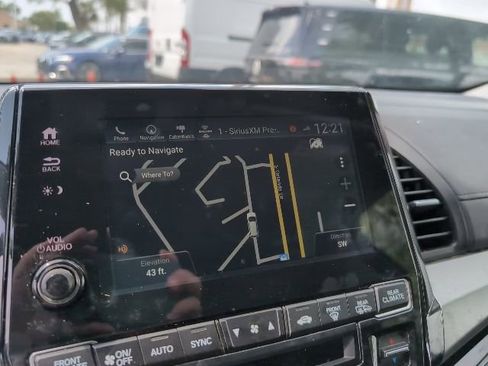 Used 2023 Honda Odyssey Touring image 14