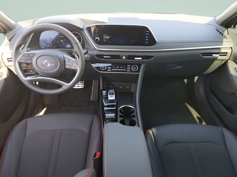 Used 2023 Hyundai Sonata SEL Plus image 11