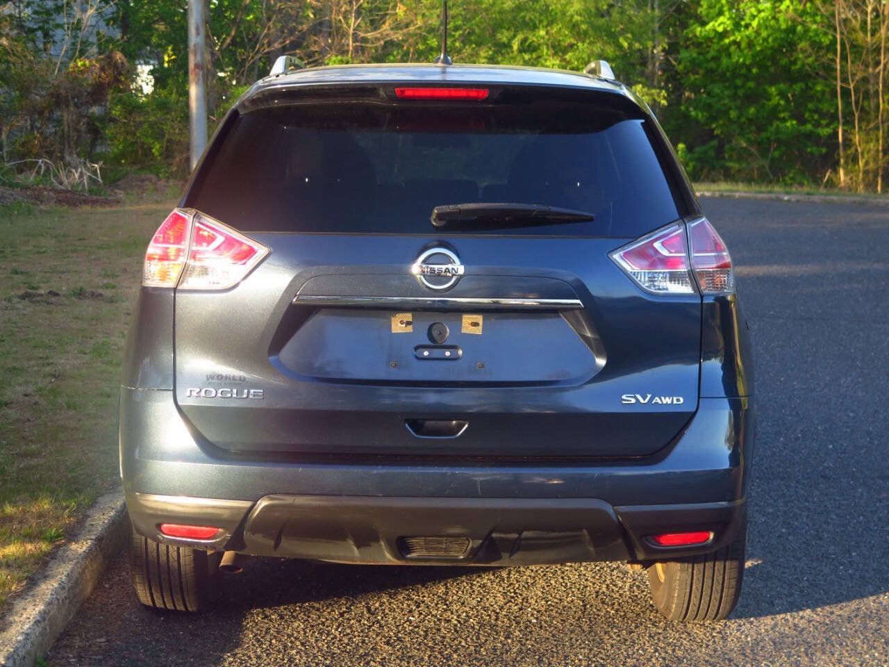 Used 2016 Nissan Rogue SV AWD/4WD image 21