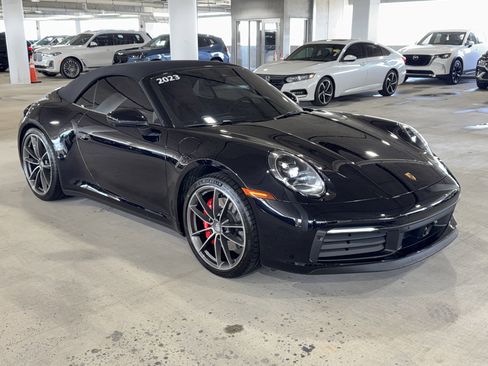 Used 2023 Porsche 911 Carrera S image 2