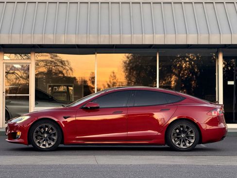 Used 2018 Tesla Model S 100D image 6