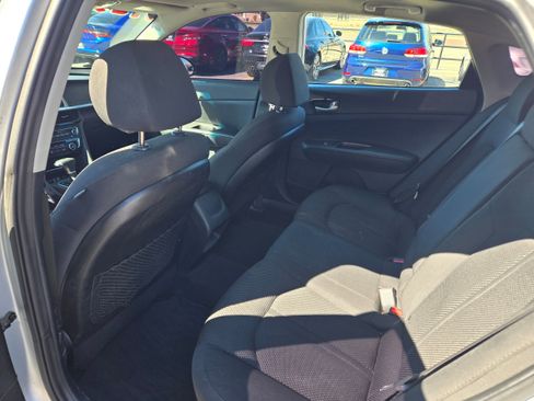 Used 2019 Kia Optima LX w/ LX Premium Package FWD image 5