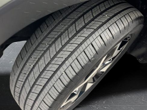 Used 2023 Hyundai Santa Cruz Limited image 30