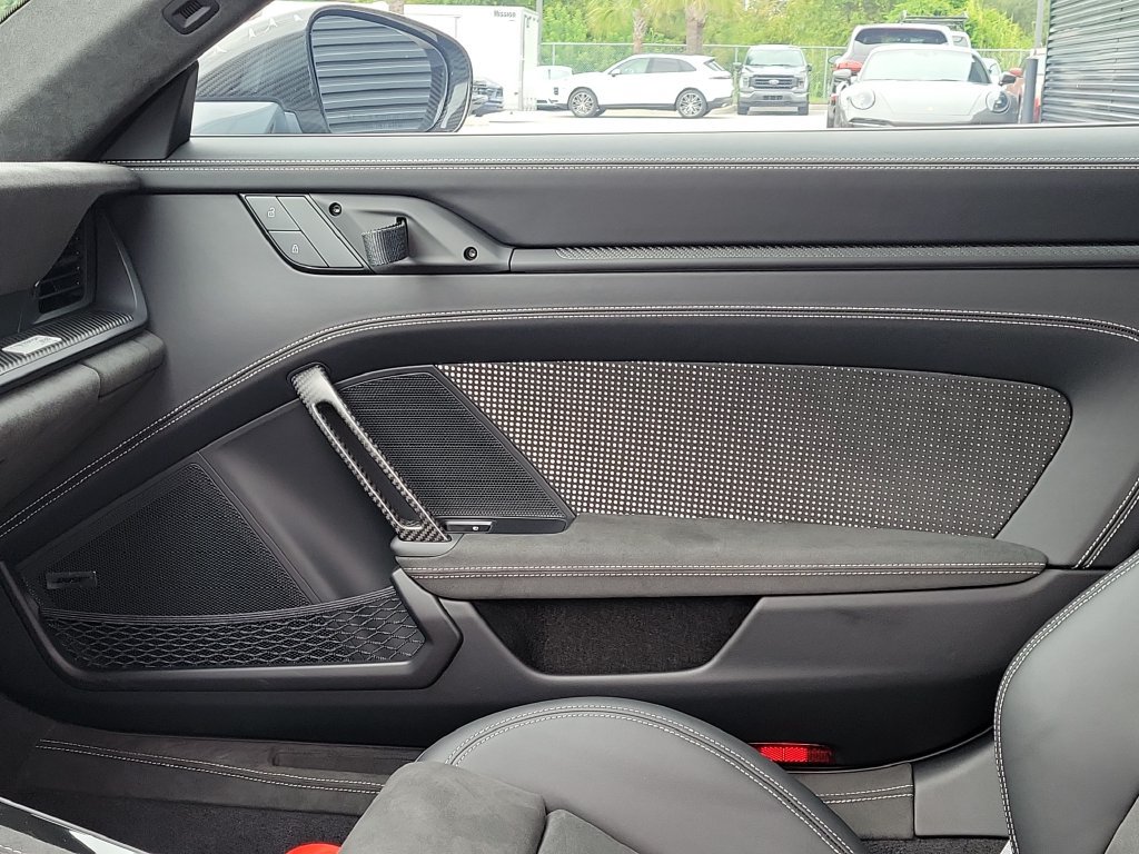Certified 2025 Porsche 911 GT3 RS RWD image 22