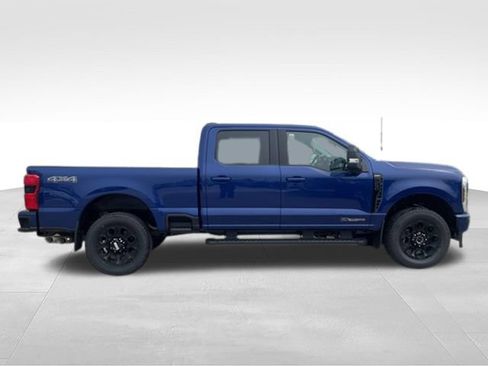 New 2026 Ford F250 Lariat w/ Black Appearance Package AWD/4WD image 19