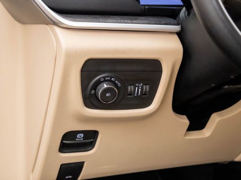 Used 2021 Jeep Grand Cherokee L Limited image 20