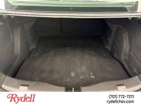 Used 2017 Chevrolet Cruze LT w/ Convenience Package image 18