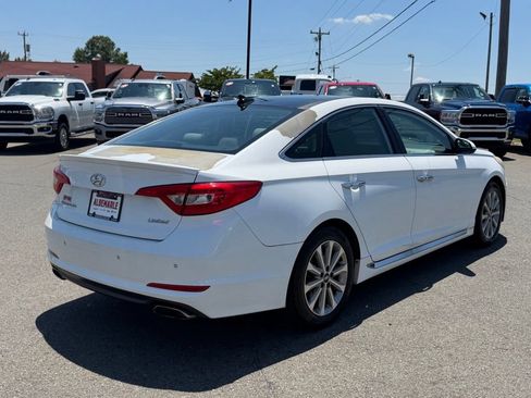 Used 2016 Hyundai Sonata Limited w/ Option Group 05 FWD image 3