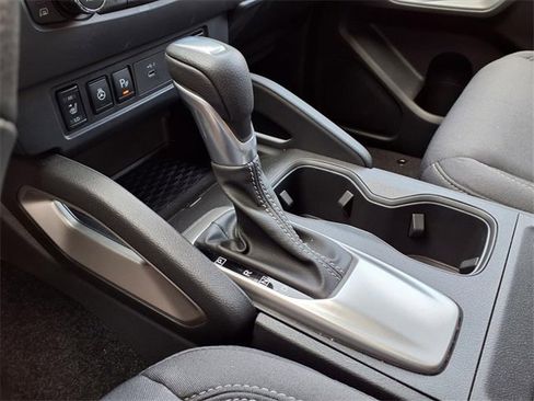 Certified 2025 Nissan Frontier SV w/ SV Convenience Package image 8