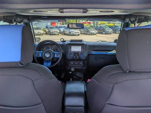 Used 2014 Jeep Wrangler Sahara AWD/4WD image 35