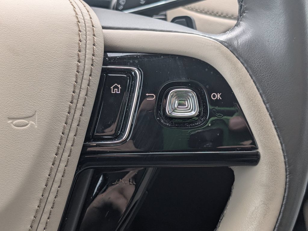 Used 2022 Lincoln Aviator Reserve w/ Equipment Group 201A AWD/4WD image 12