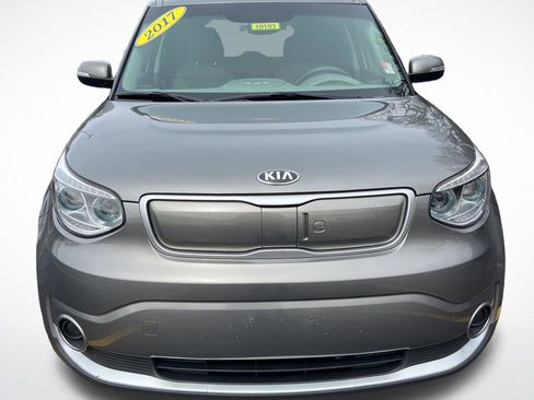 Used 2017 Kia Soul EV image 2