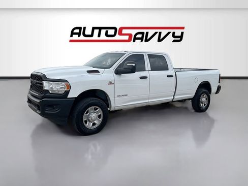 Used 2024 RAM 2500 Tradesman w/ Chrome Appearance Group image 3