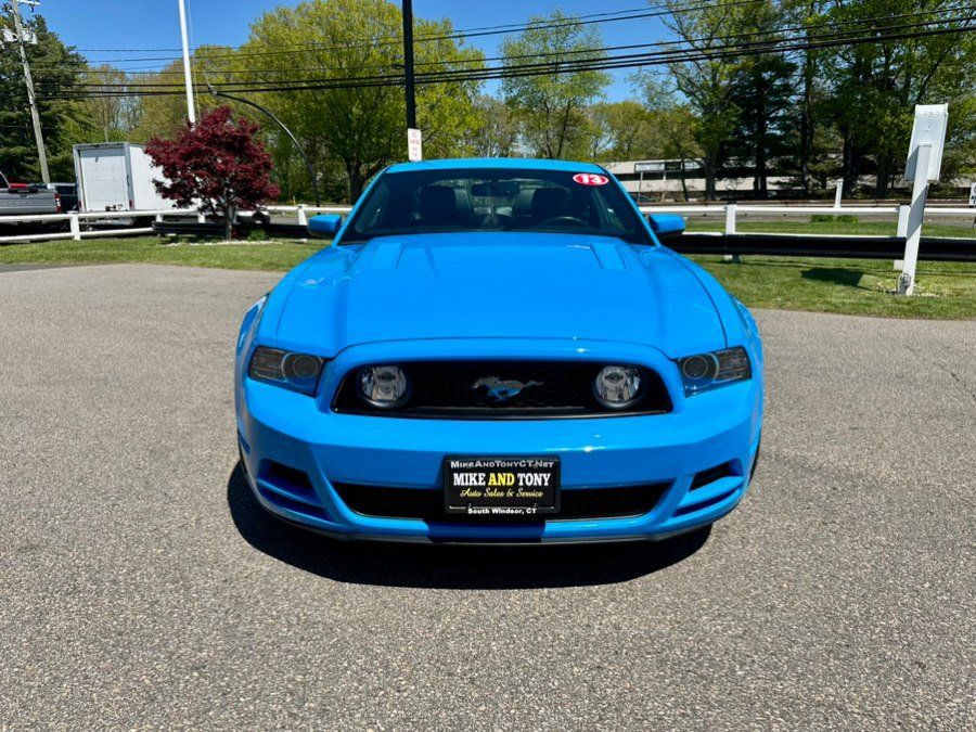 Used 2013 Ford Mustang GT Premium w/ Security Pkg RWD image 2
