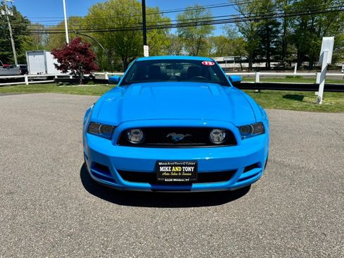 Used 2013 Ford Mustang GT Premium w/ Security Pkg RWD image 2