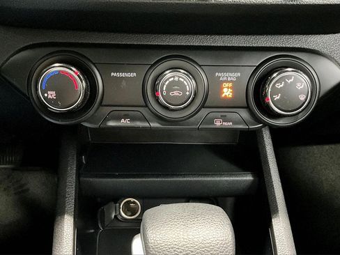 Used 2022 Kia Forte LXS image 14