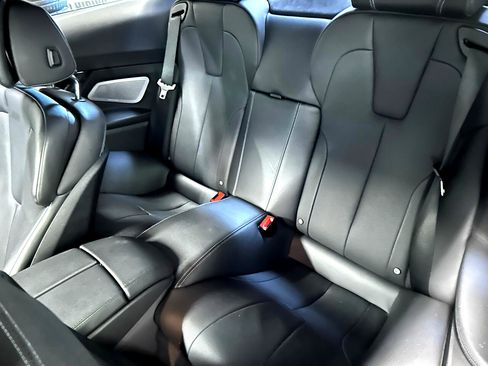 Used 2013 BMW M6 2dr Cpe w/ Executive Pkg image 23