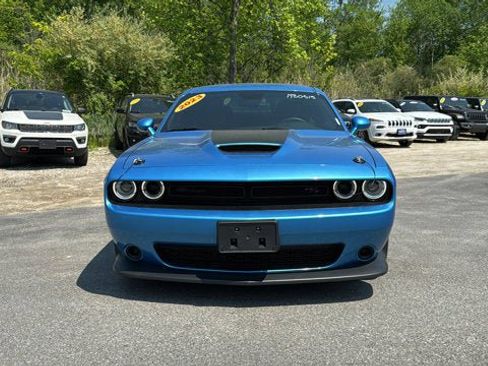 Used 2023 Dodge Challenger R/T w/ Blacktop Package RWD image 3