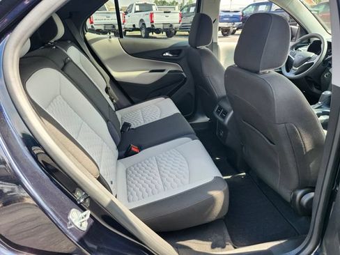 Used 2021 Chevrolet Equinox LS w/ LS Convenience Package FWD image 22