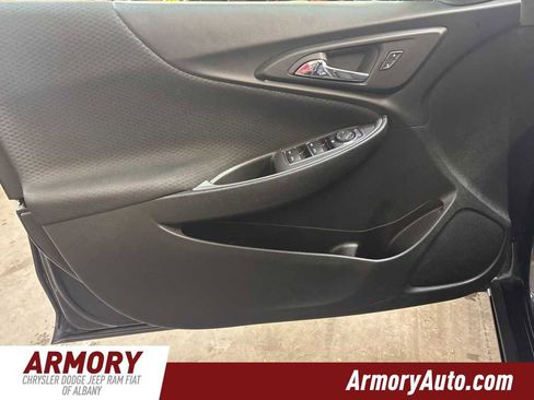 Used 2023 Chevrolet Malibu LT image 7