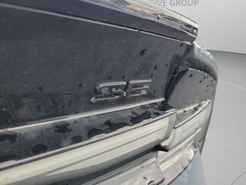 Used 2026 Toyota Prius Plug-In Hybrid FWD image 22