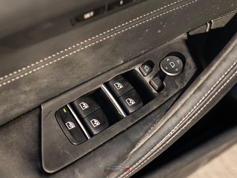 Used 2019 BMW 540i image 38