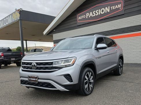 Used 2022 Volkswagen Atlas Cross Sport SE AWD/4WD image 1