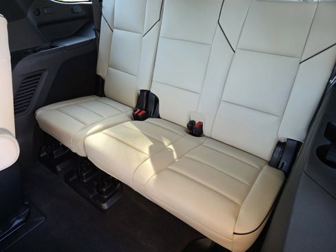 Used 2025 Cadillac Escalade Sport w/ Touring Package AWD/4WD image 17